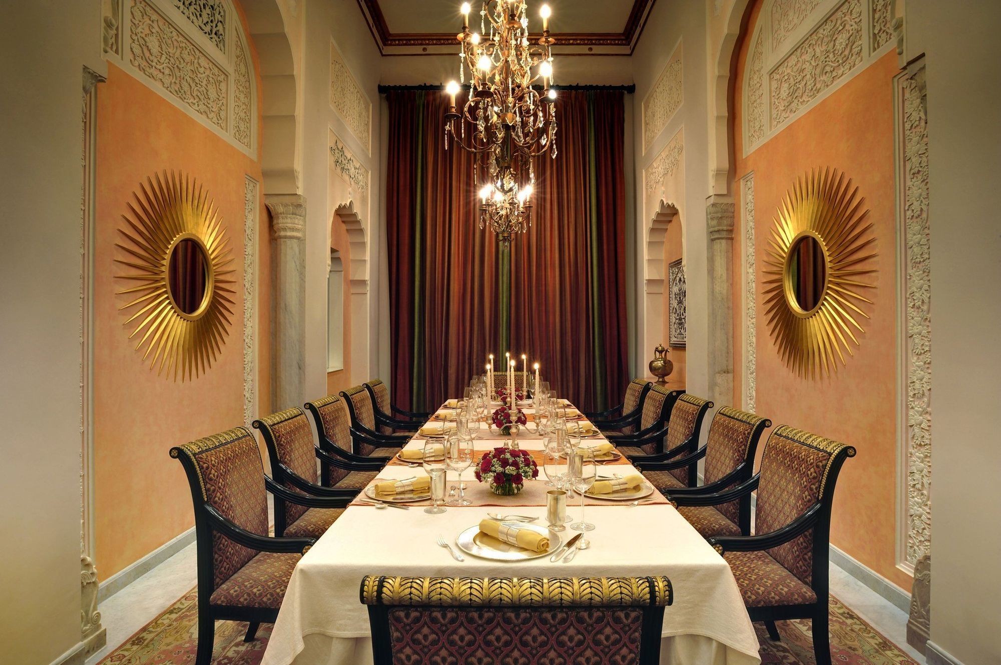 ทัช รามพาฆะ พาเลซ Hotel ชัยปุระ ร้านอาหาร รูปภาพ
